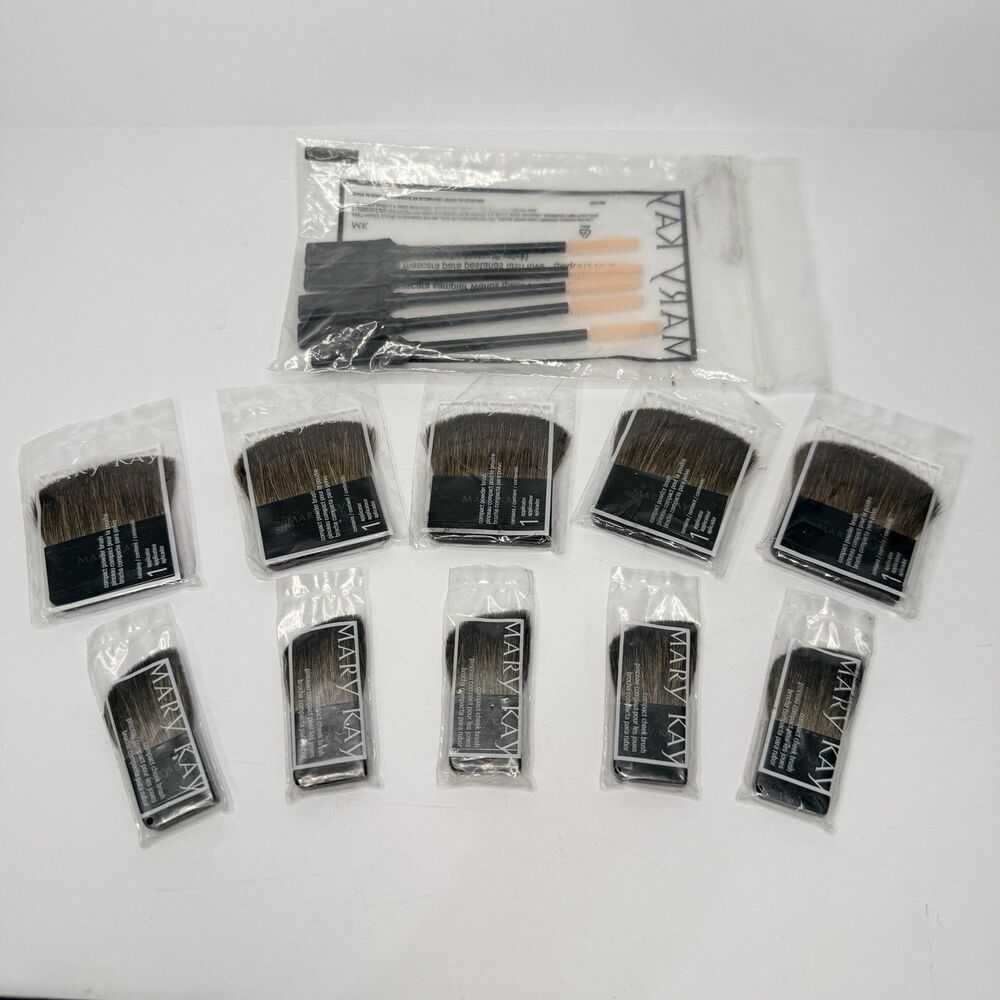 Lot of 15 Mary Kay Cosmetics Compact Powder Brush, Cheek Brush, Eye Applicator